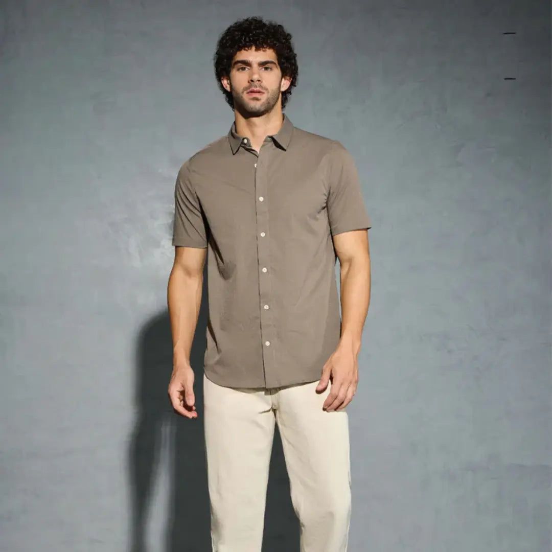 Men's Slim Fit Solid Casual Shirt